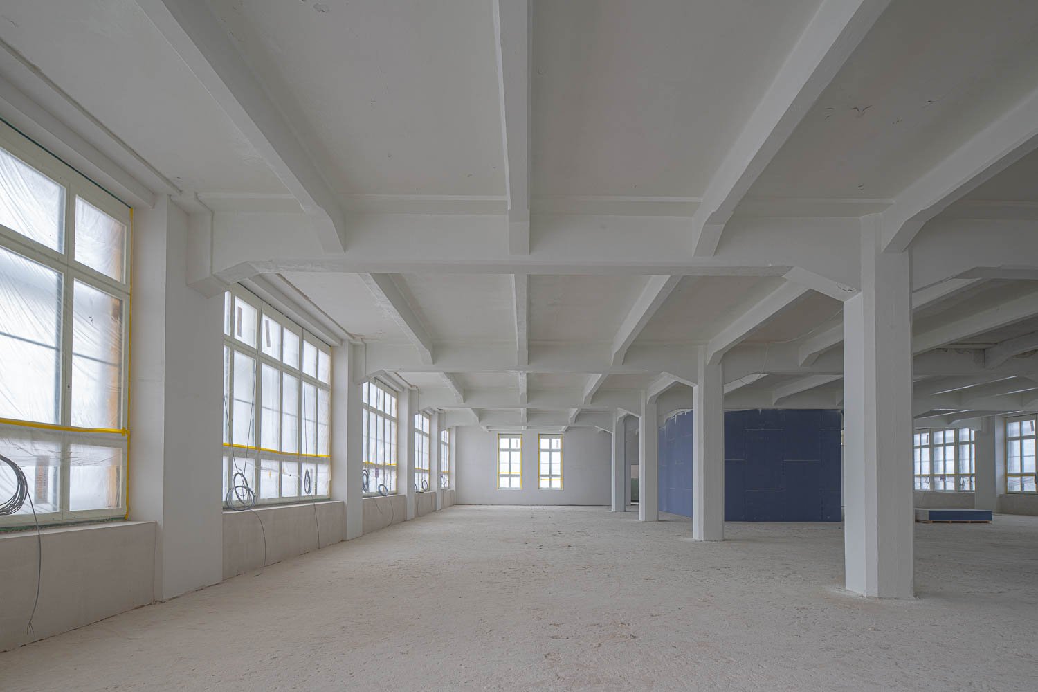 166m² commercial