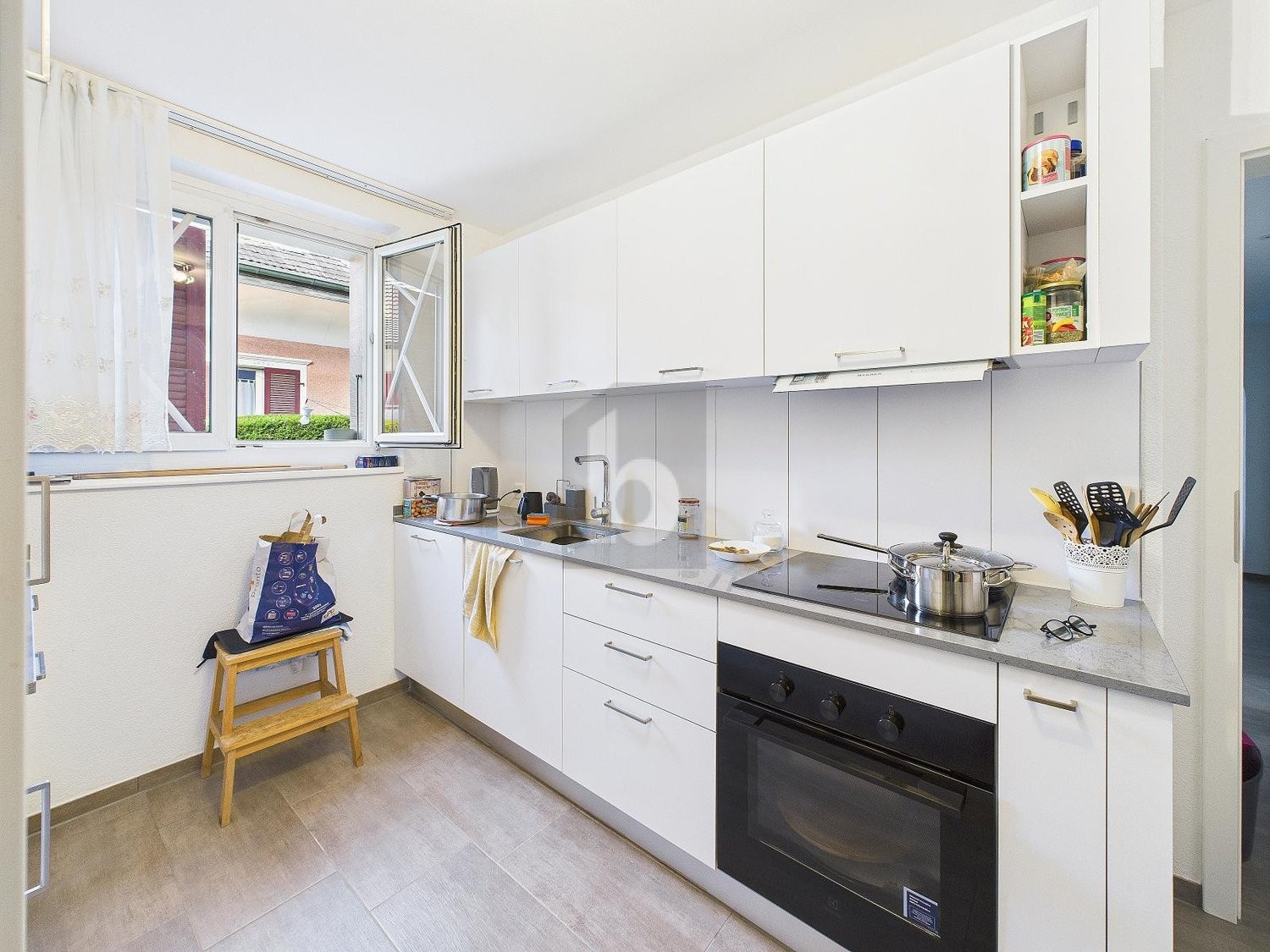 casa plurifamiliare con 17 locali
