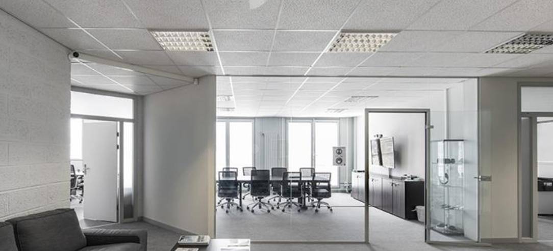 552m² commercial