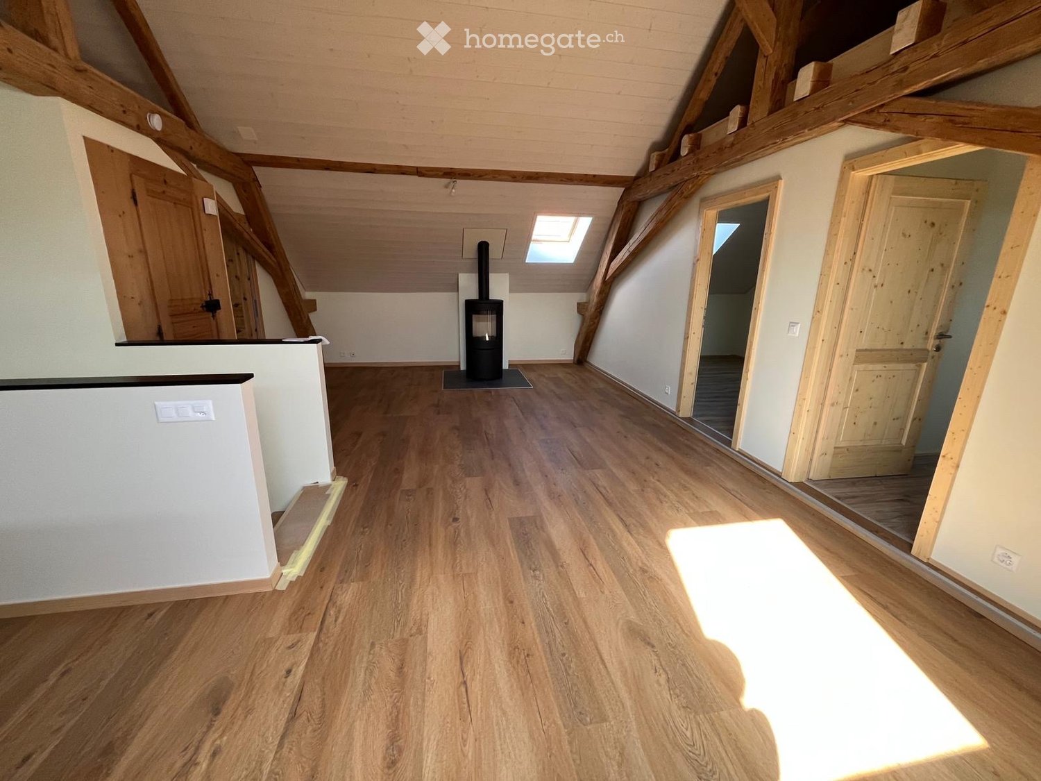5 rooms apartment