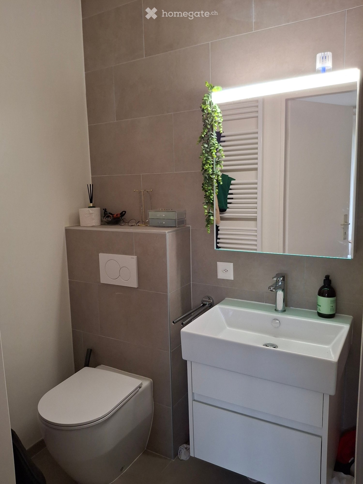 1 room single room