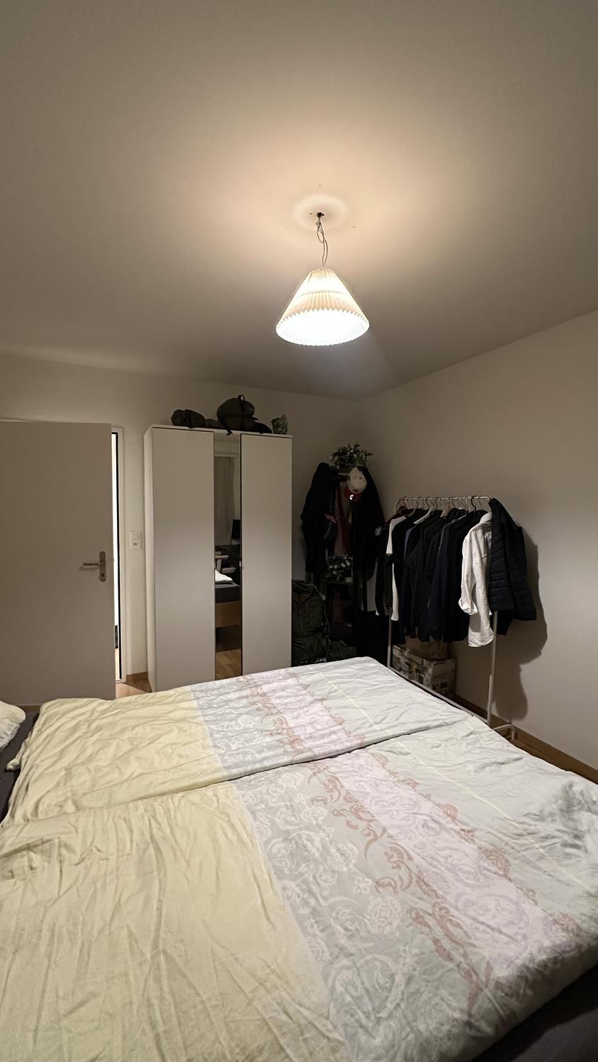 Camera in un appartamento condiviso