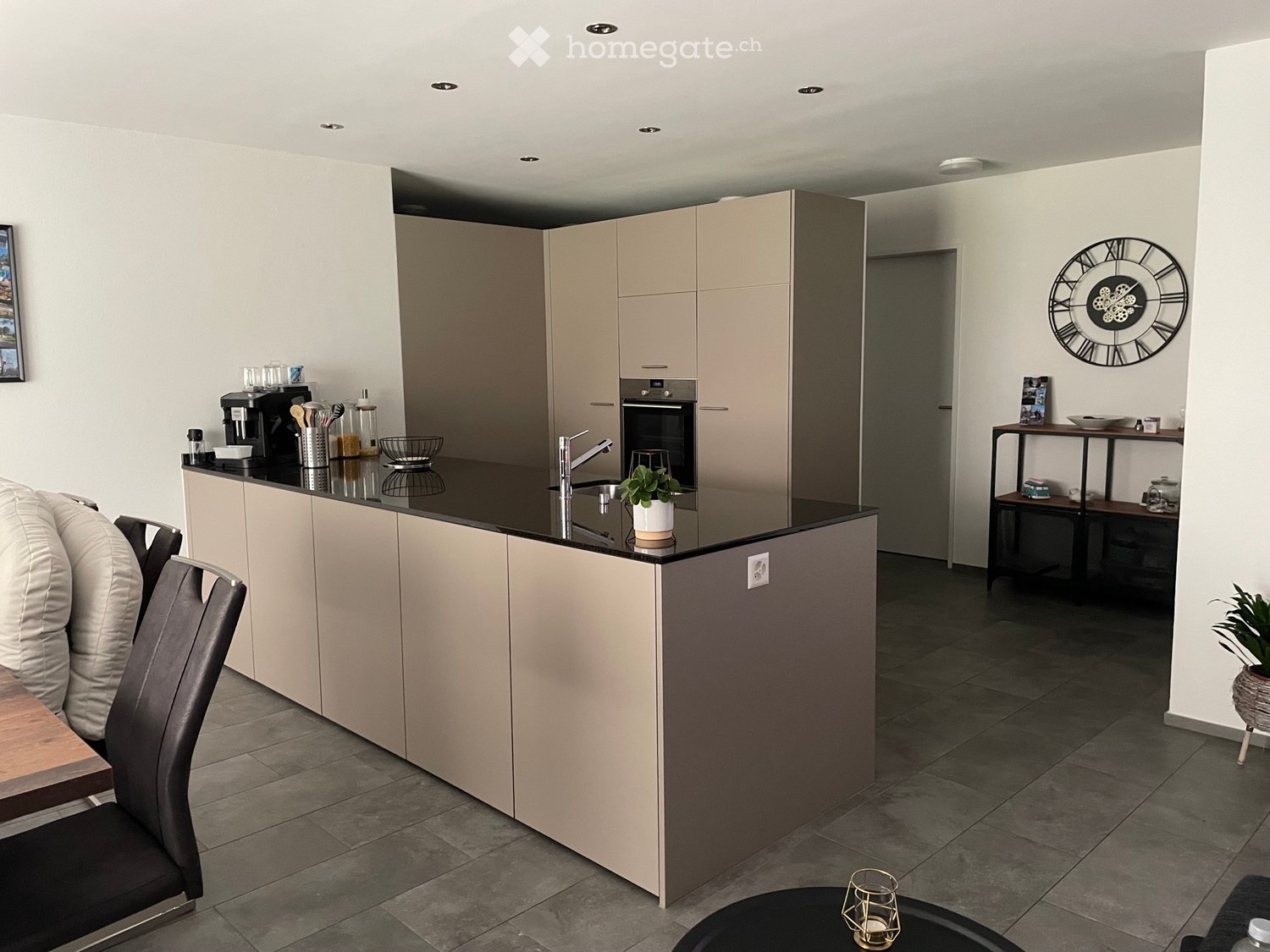 3 rooms apartment