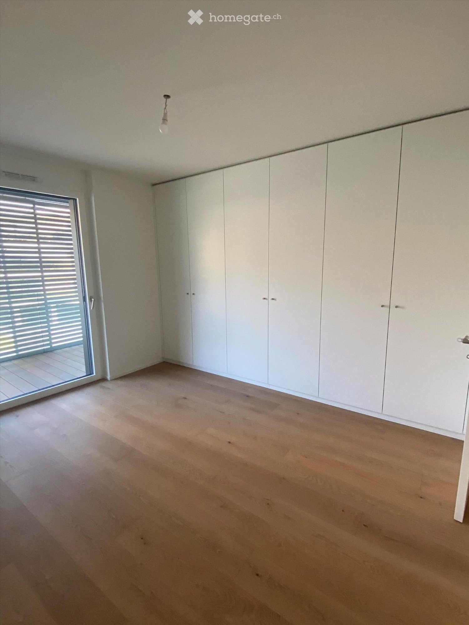 5 rooms apartment