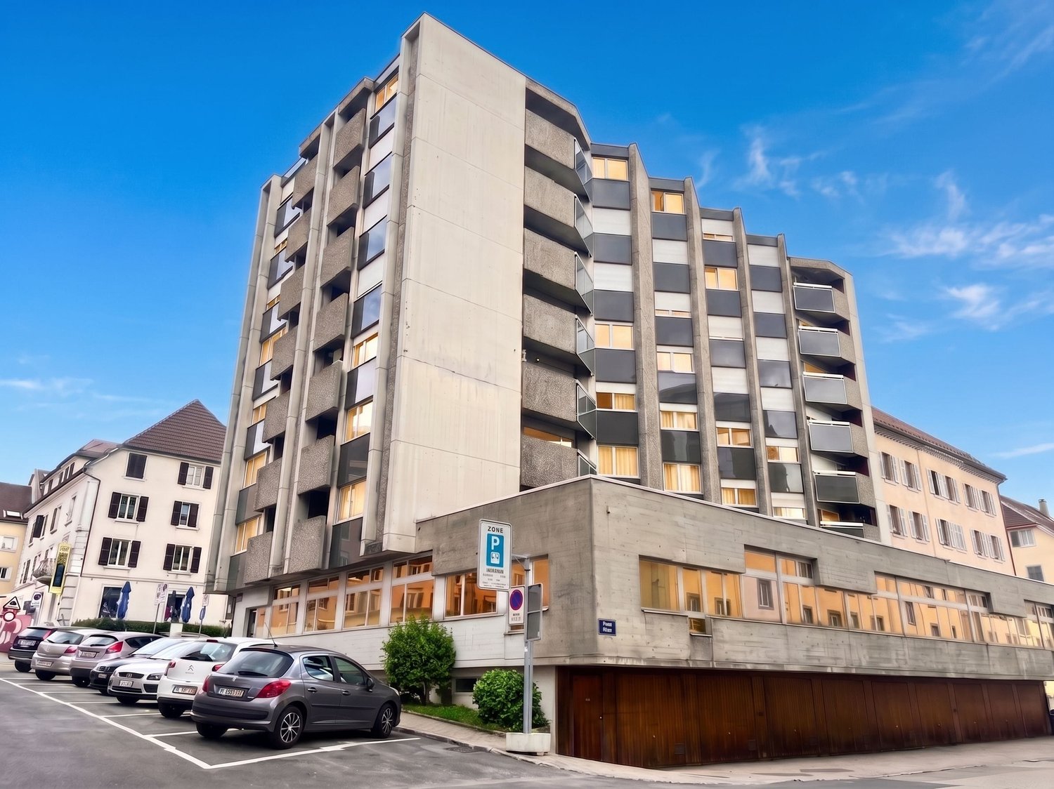 402m² commerciale