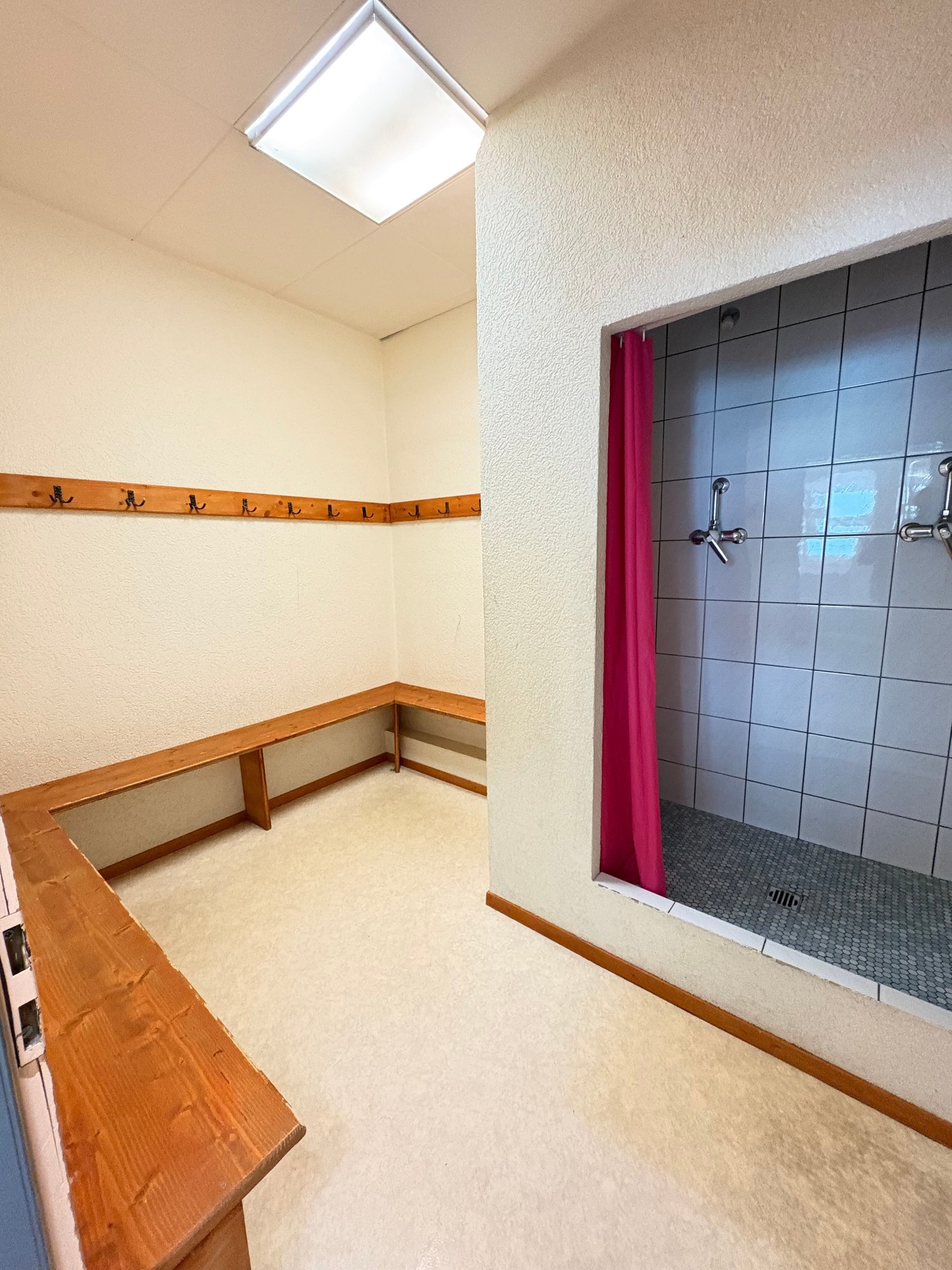 402m² commerciale
