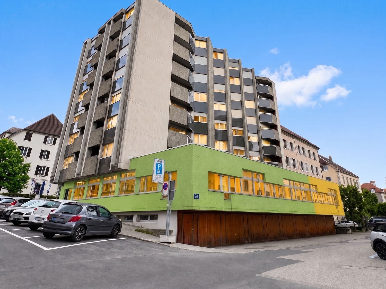 402m² commerciale