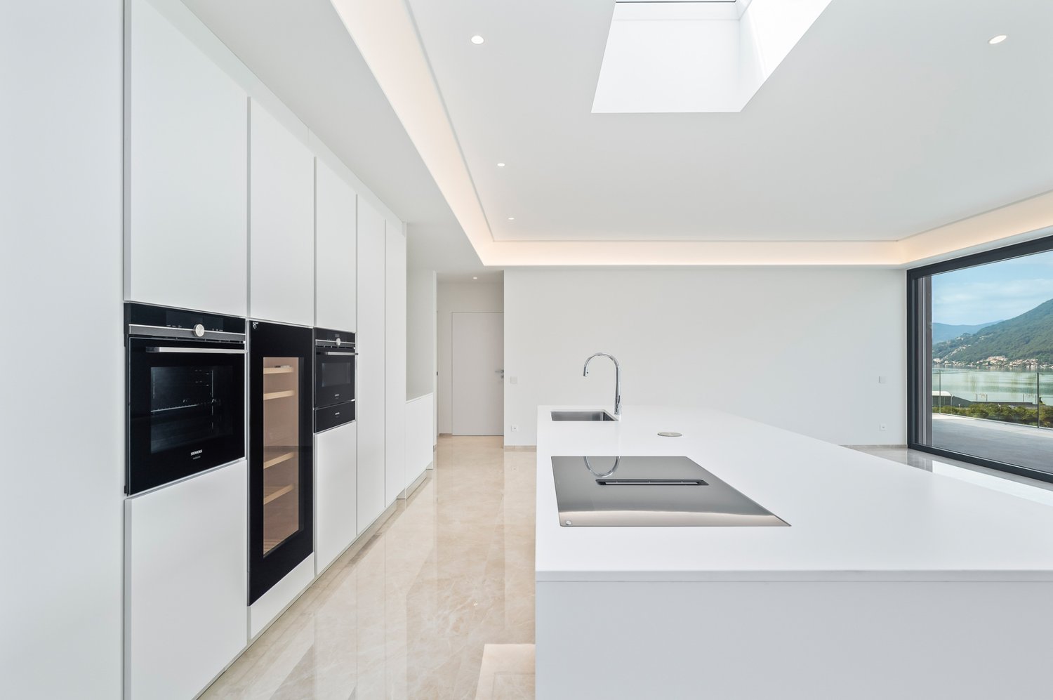 5 rooms apartment