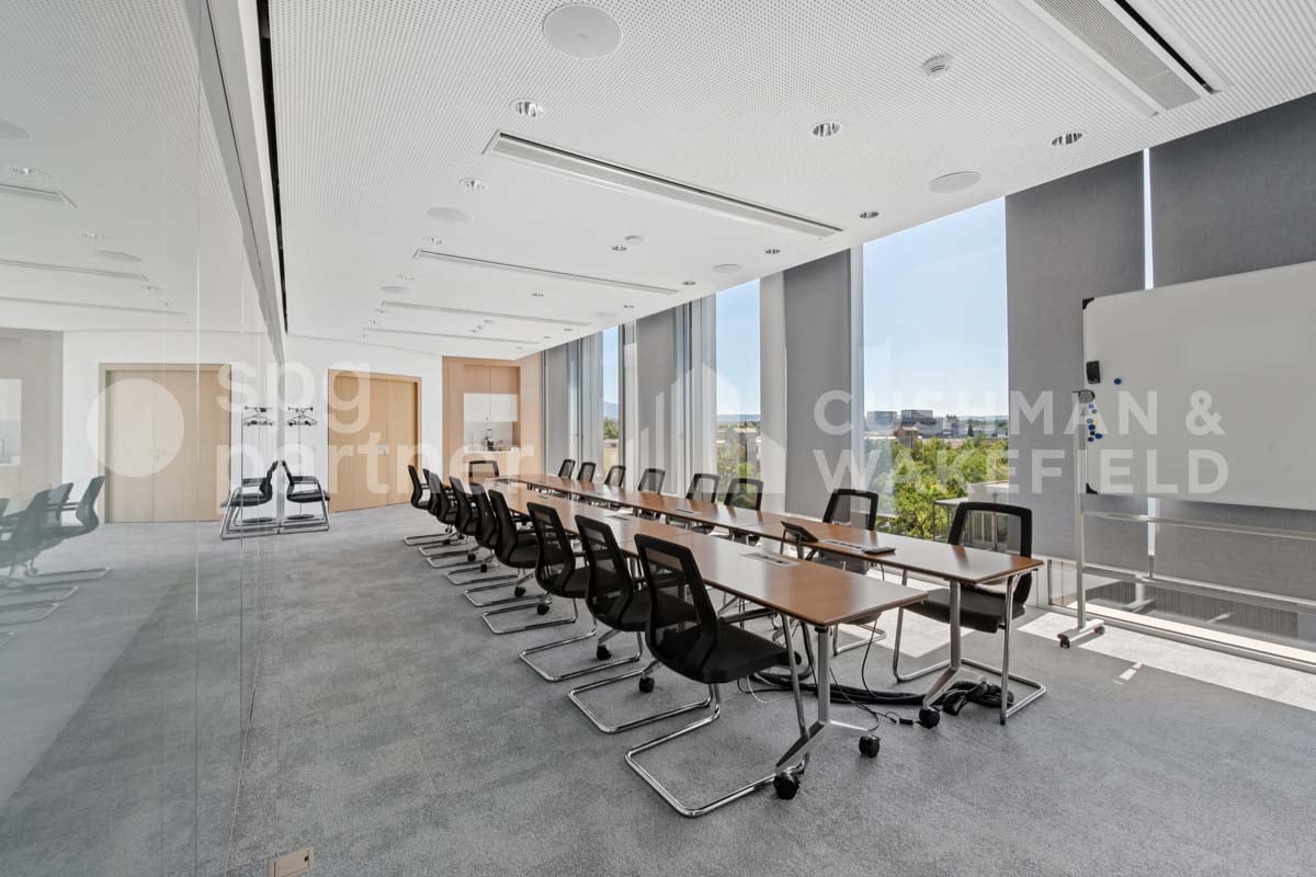 1600m² Atelier