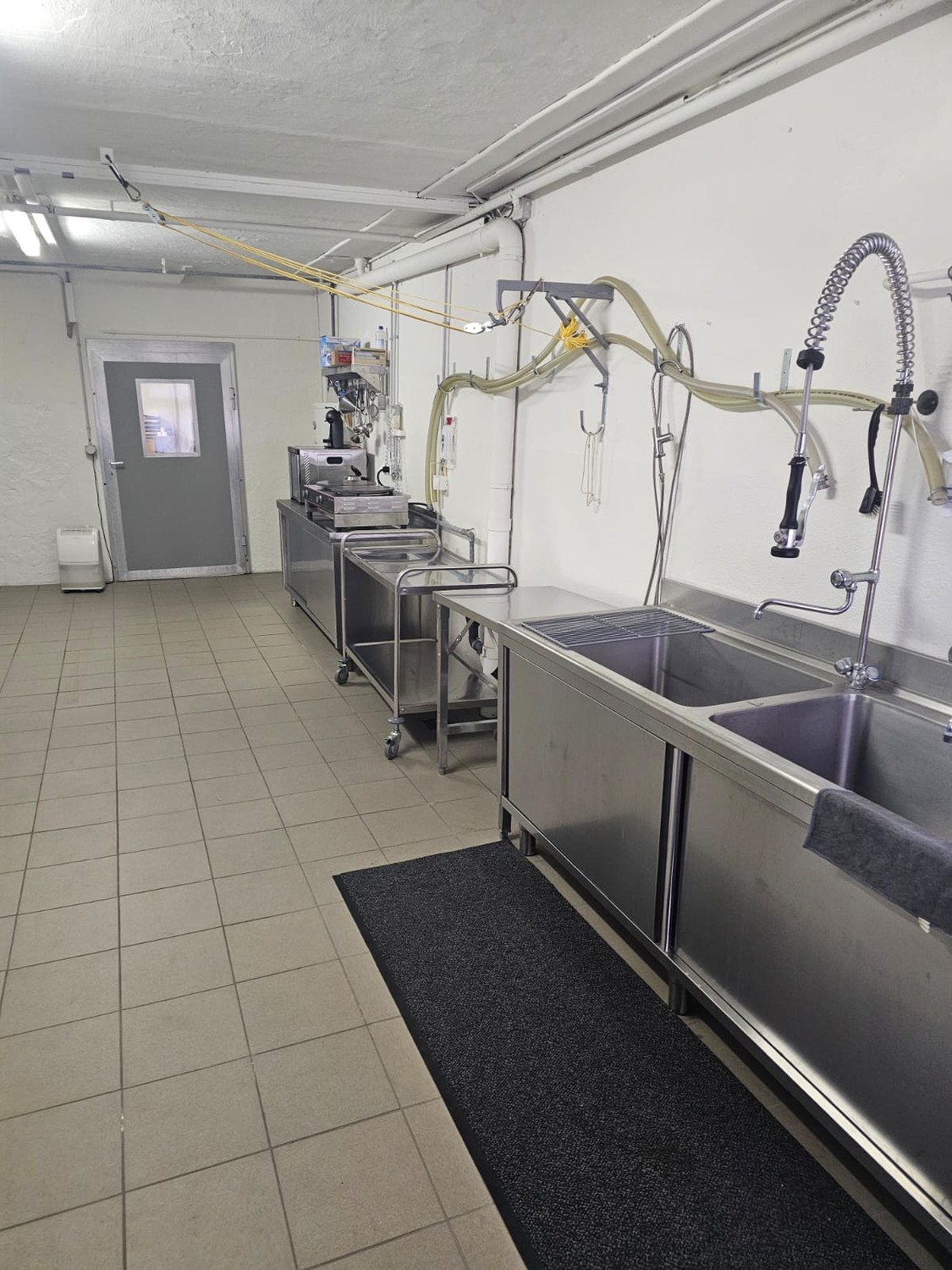120m² commerciale