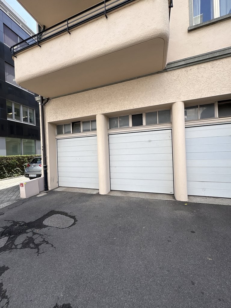 Single garage