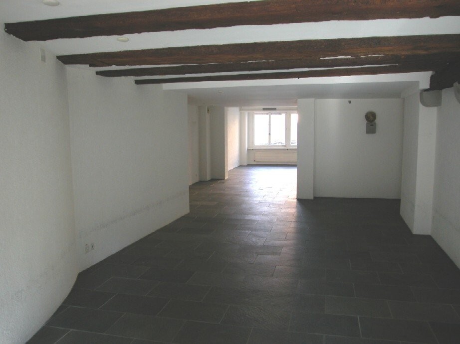 133m² negozio