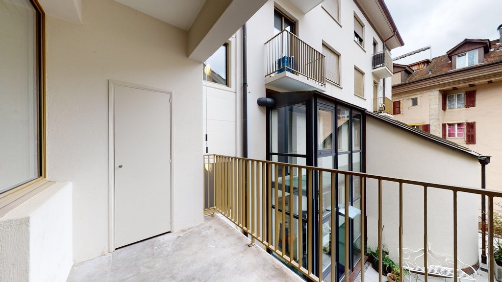 147m² office