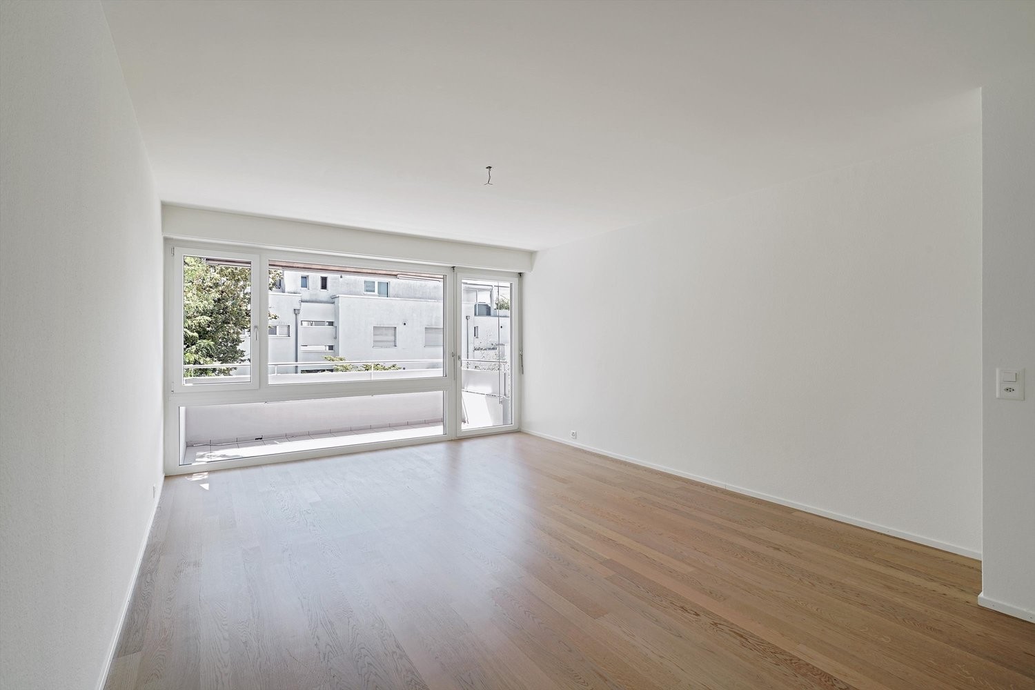 6 rooms attic flat