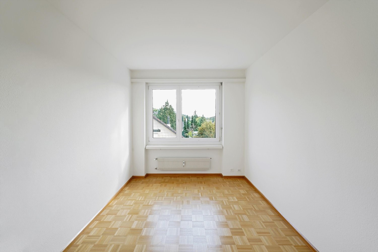 6 rooms attic flat