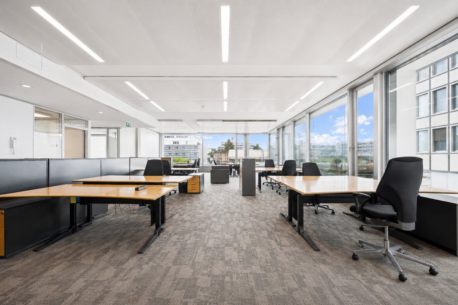 802m² bureau