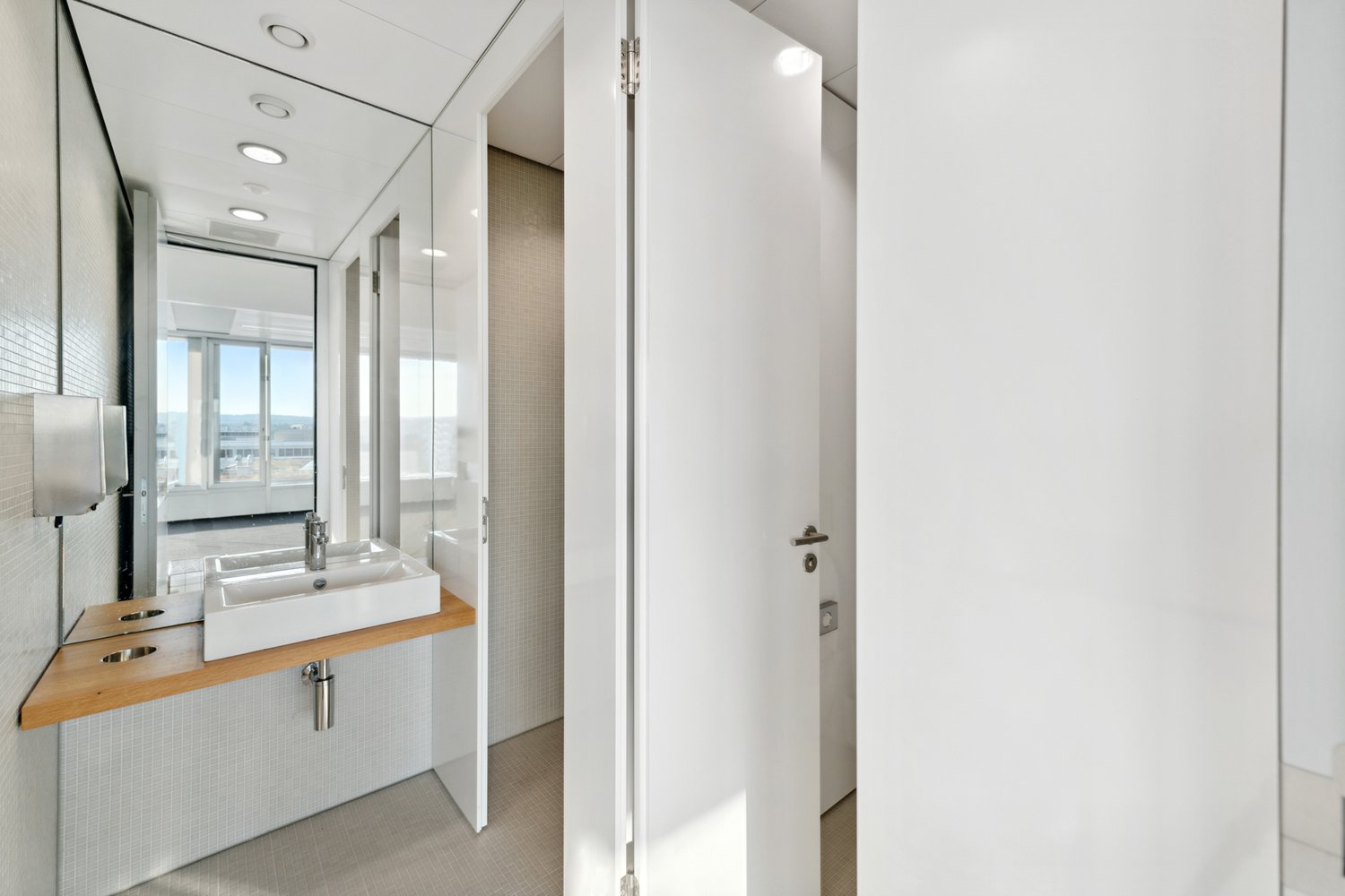 802m² bureau