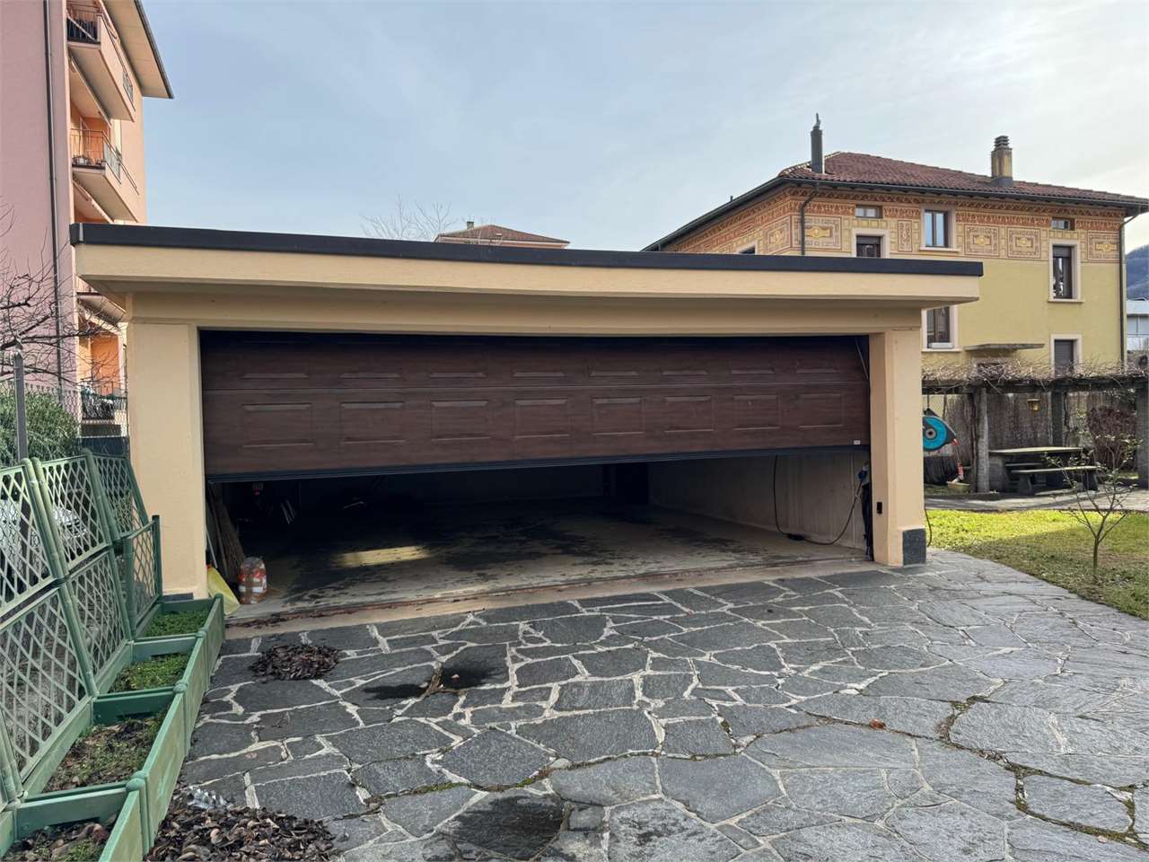10 rooms villa