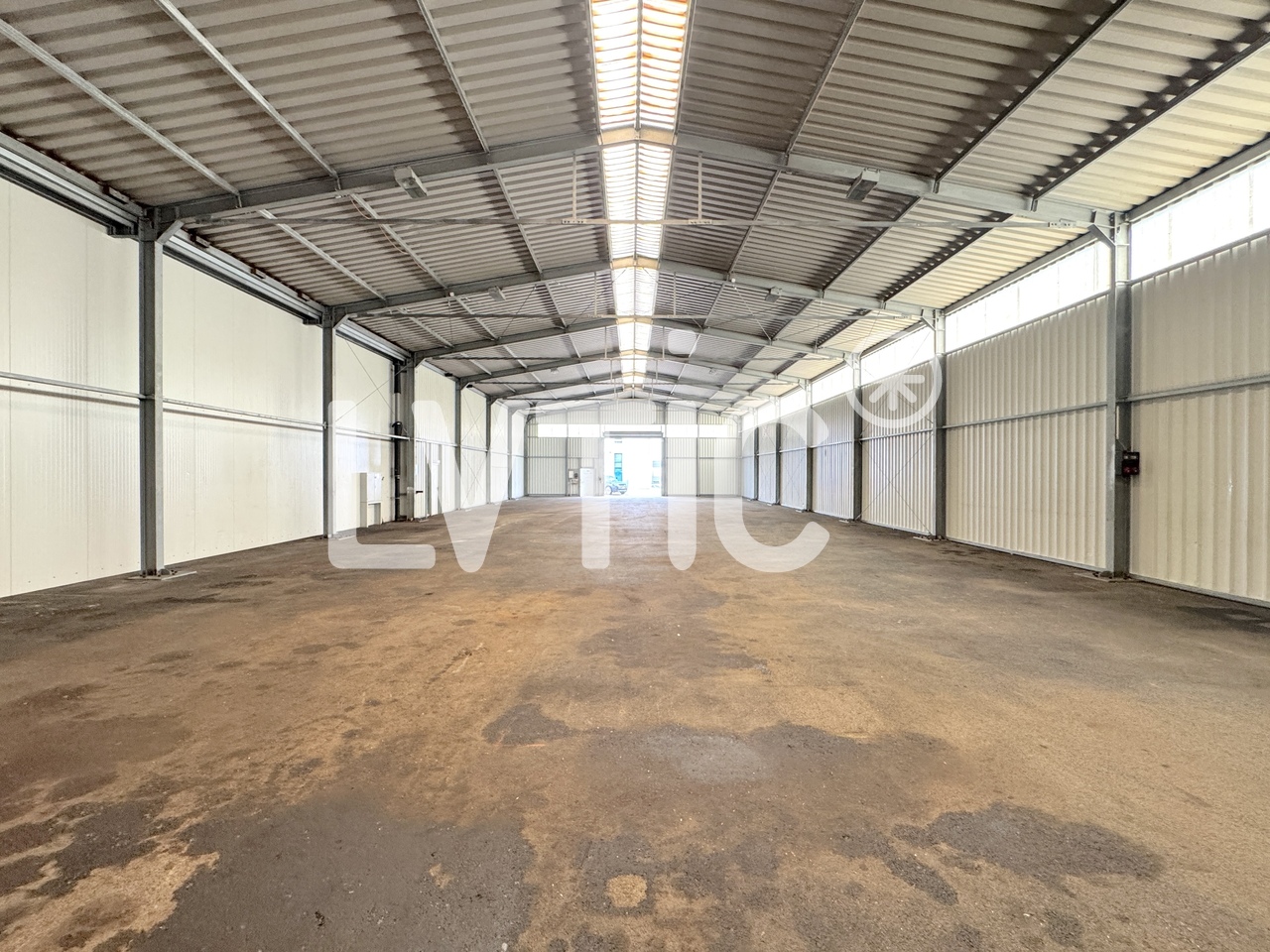 600m² deposito