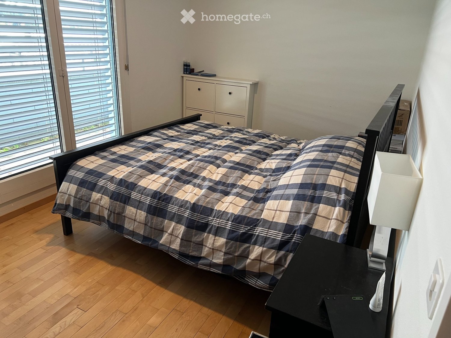 1 room single room