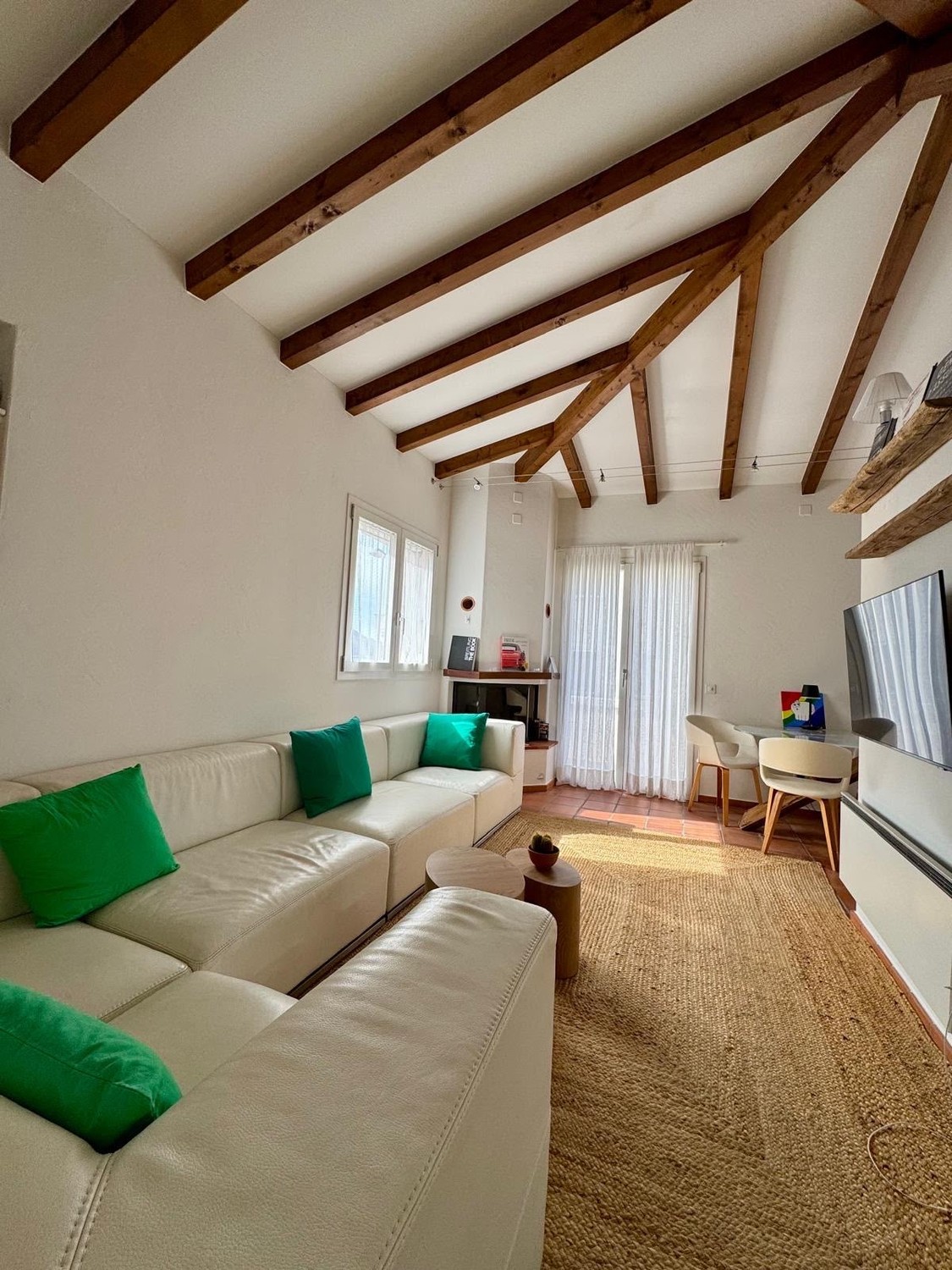 2 rooms single house