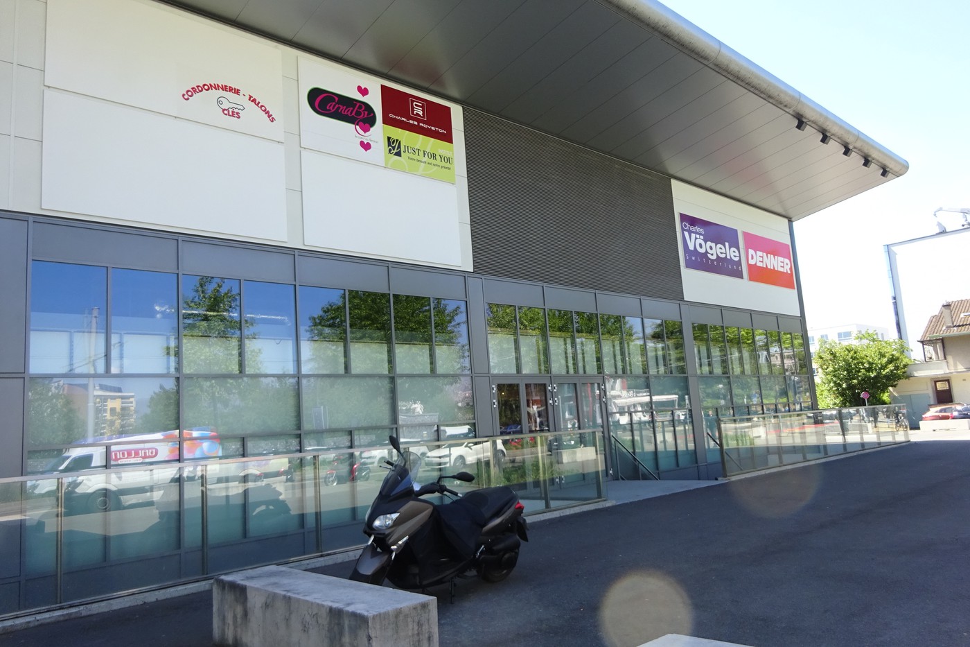166m² Laden