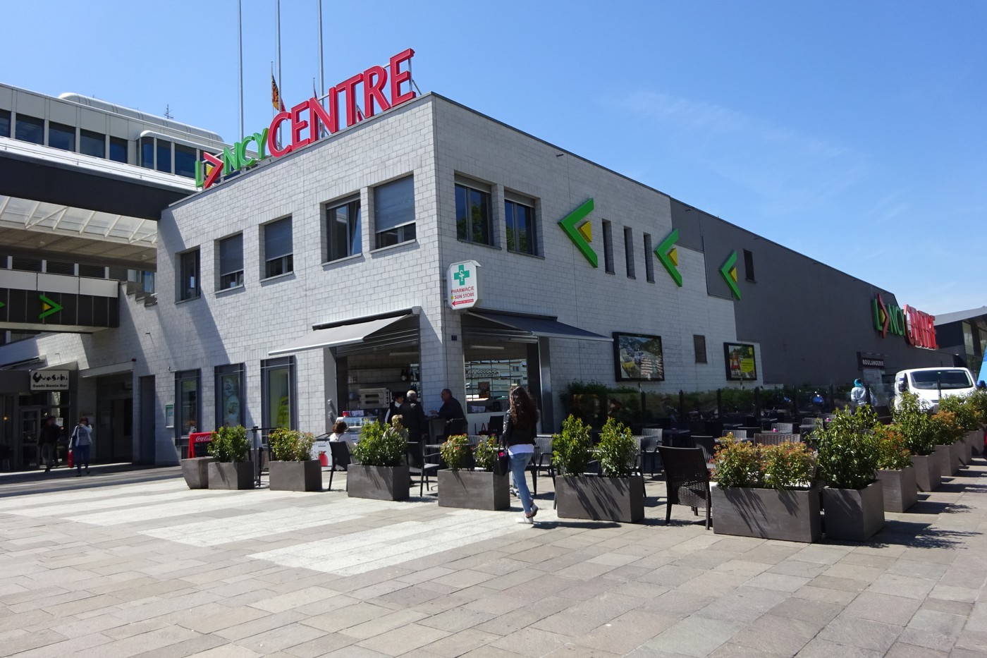 166m² Laden