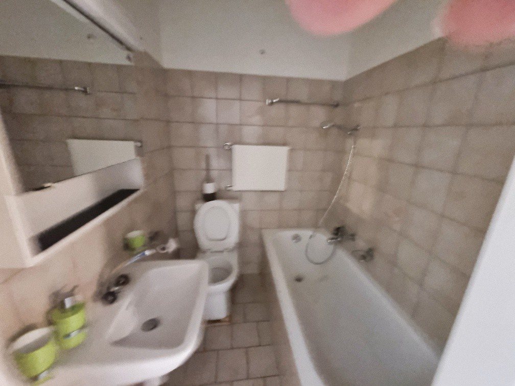 1 room single room