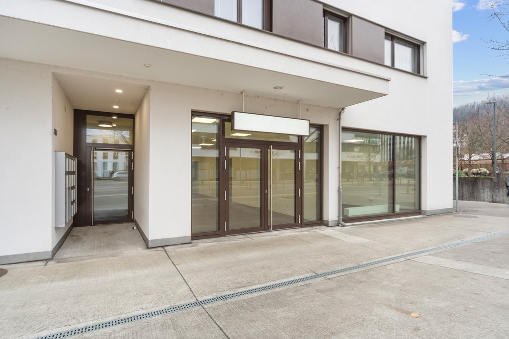 105m² commerciale