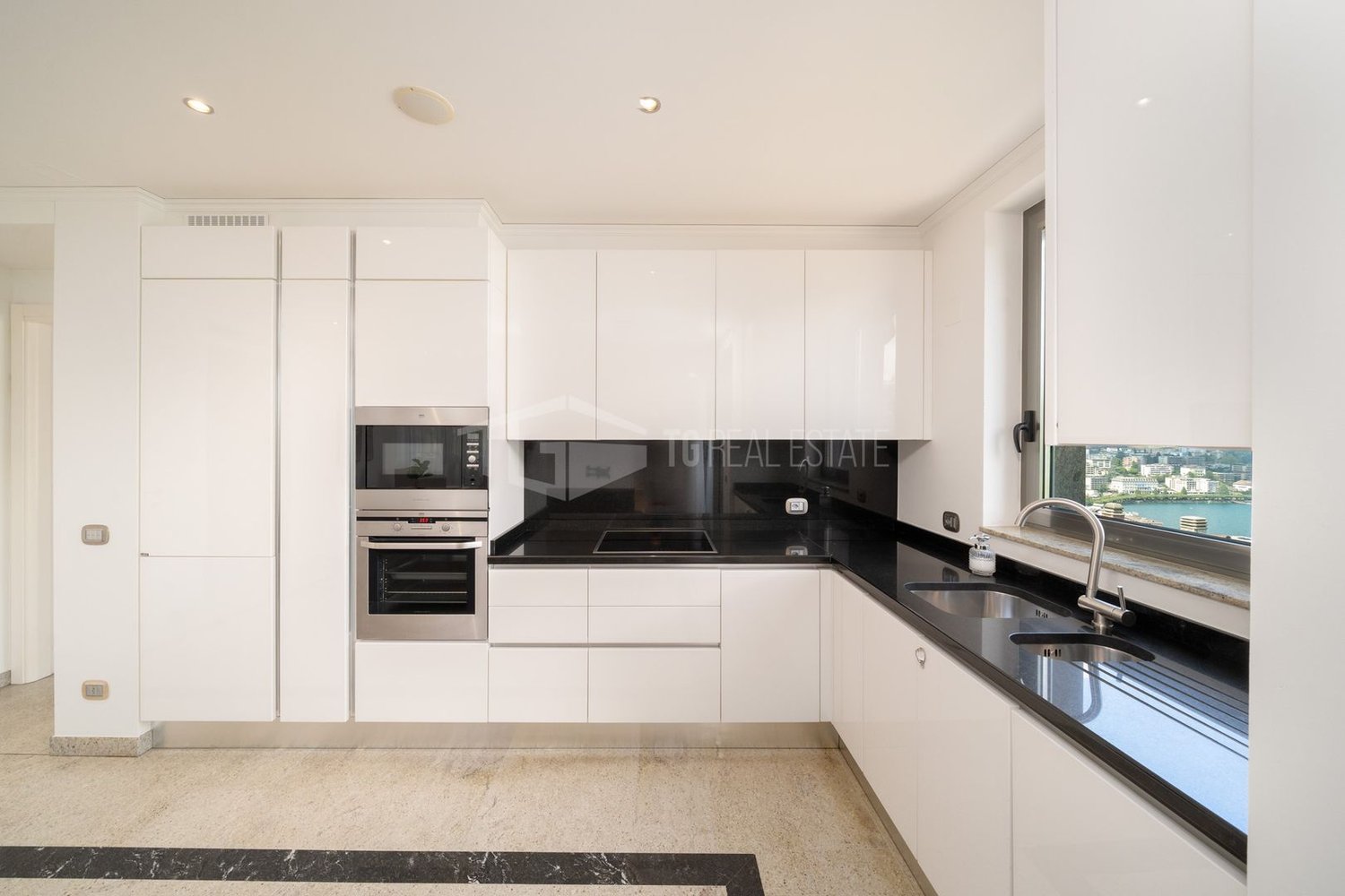 3 ½ rooms furnished flat