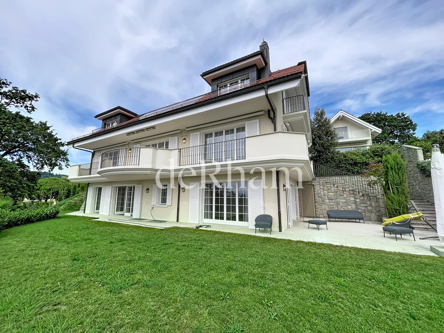 7 ½ Zimmer Einfamilienhaus
