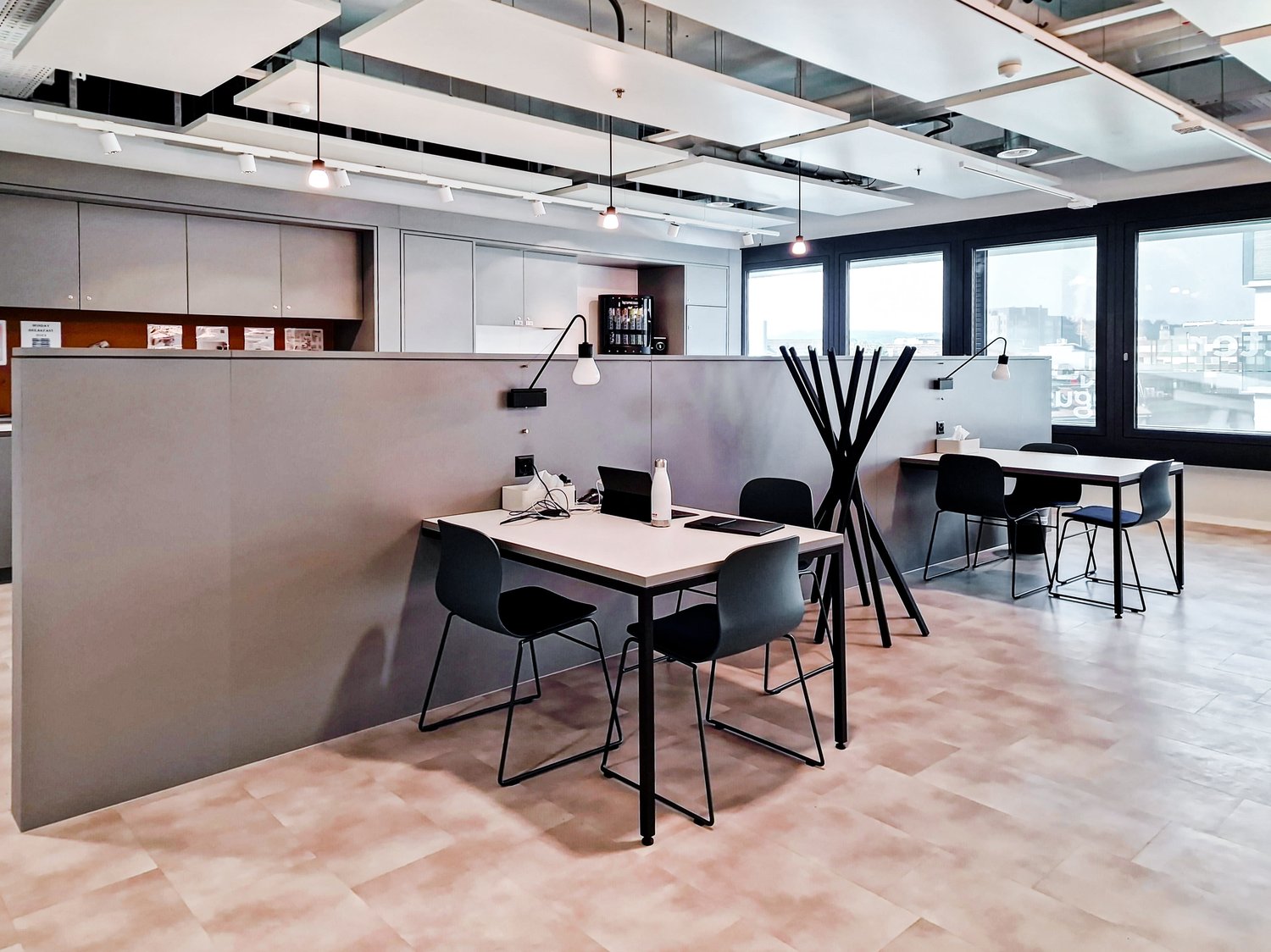 30m² office