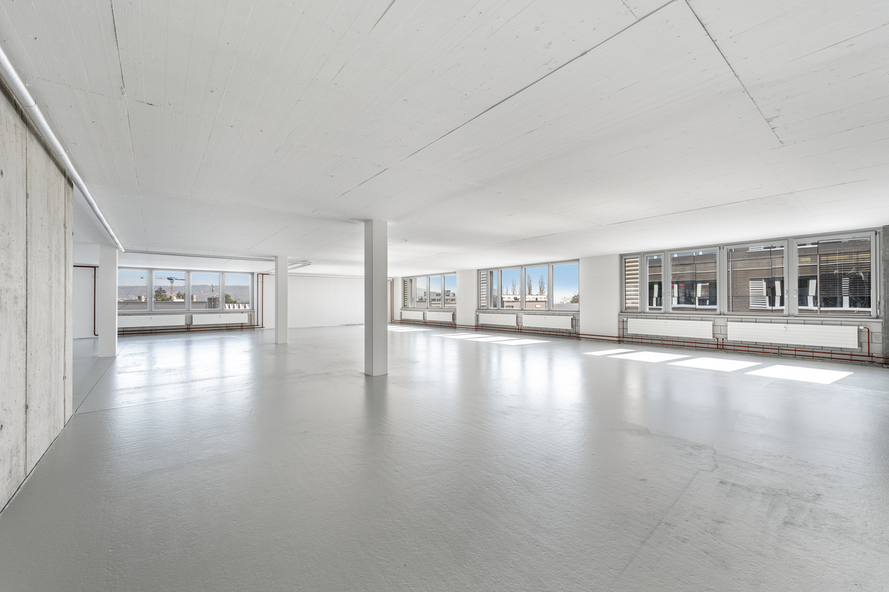 708m² commercial