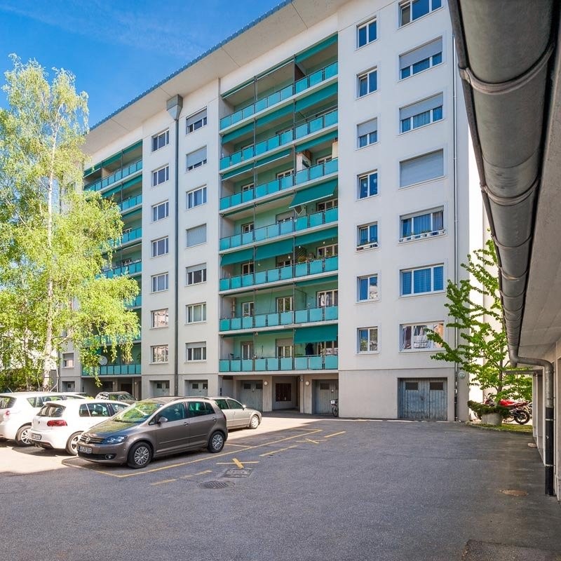 46m² storage room