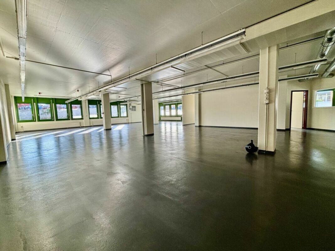 340m² Büro