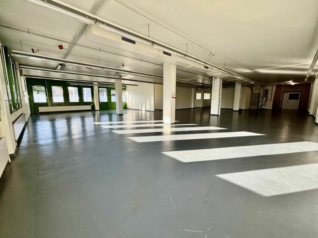 340m² Büro