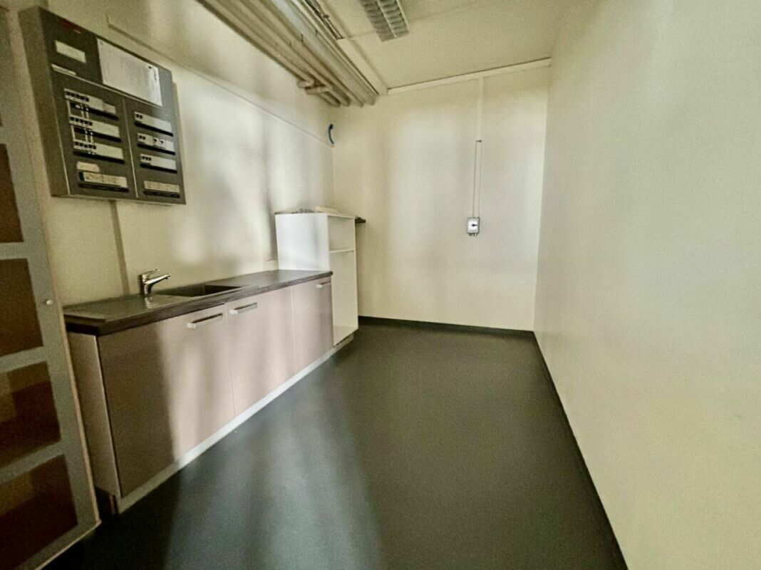 340m² Büro