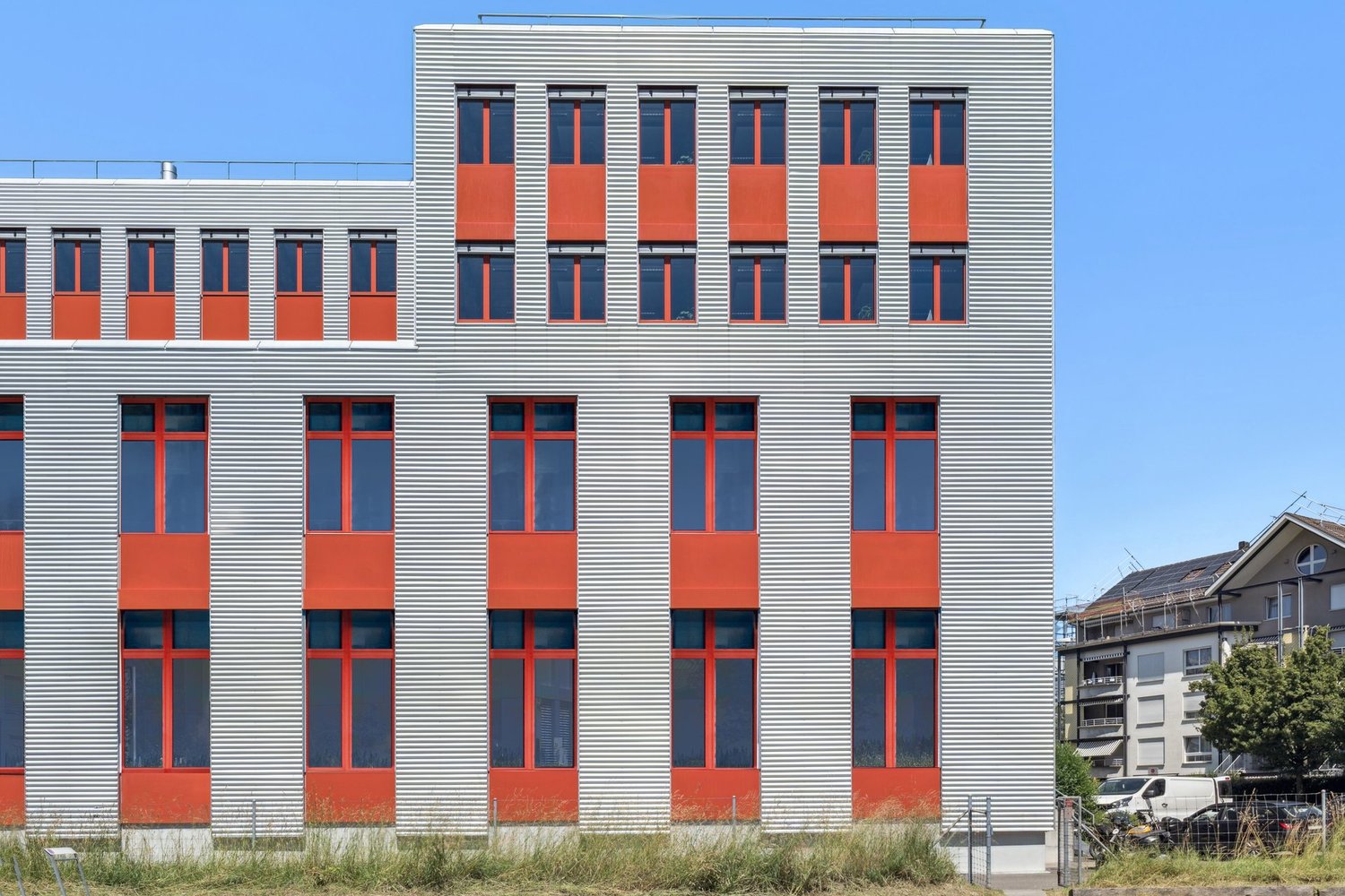 533m² office