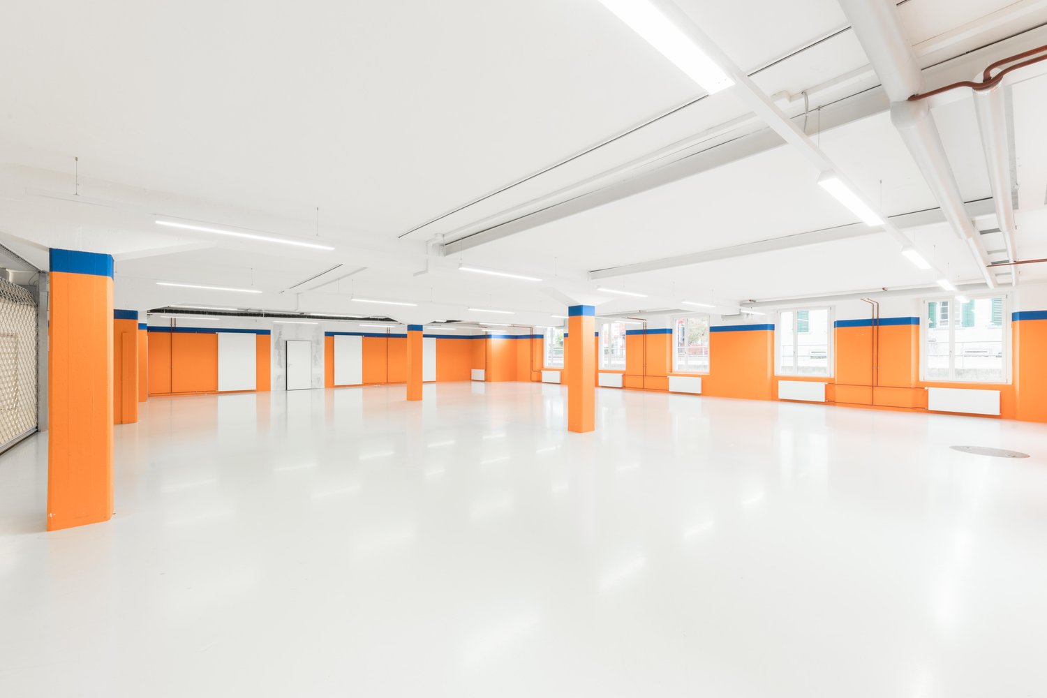 863m² commercial