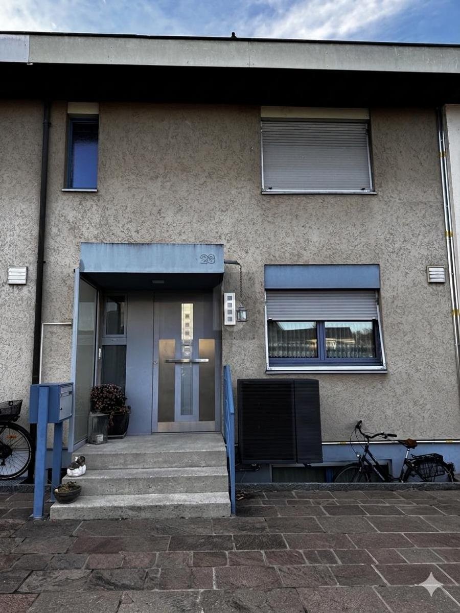 4 ½ rooms row house