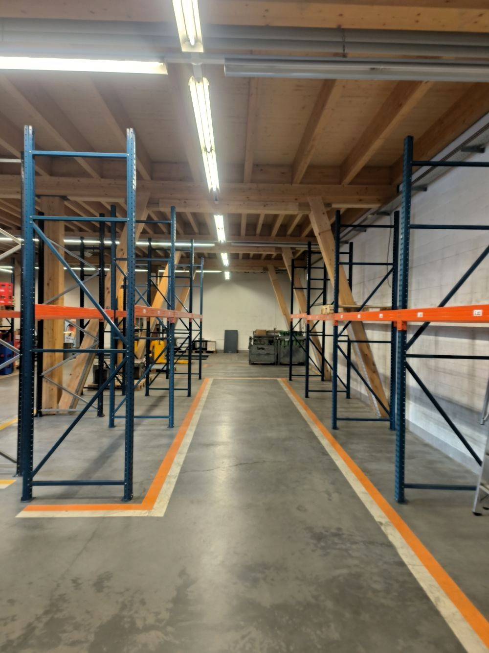 536m² commerciale