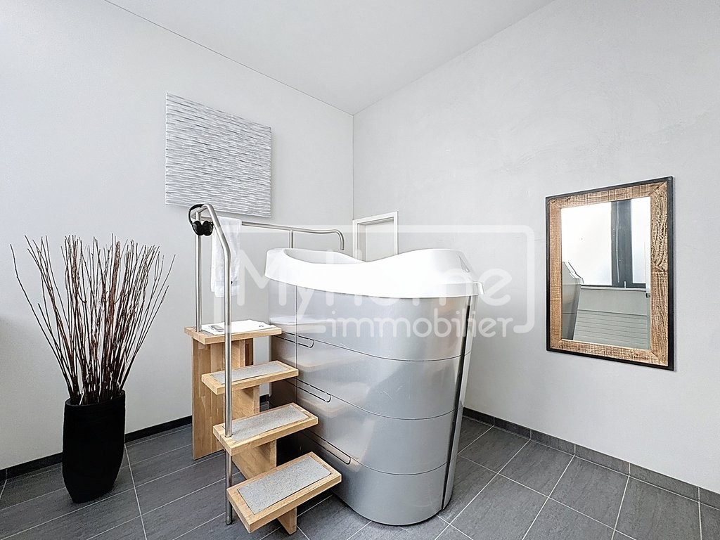 967m² Laden
