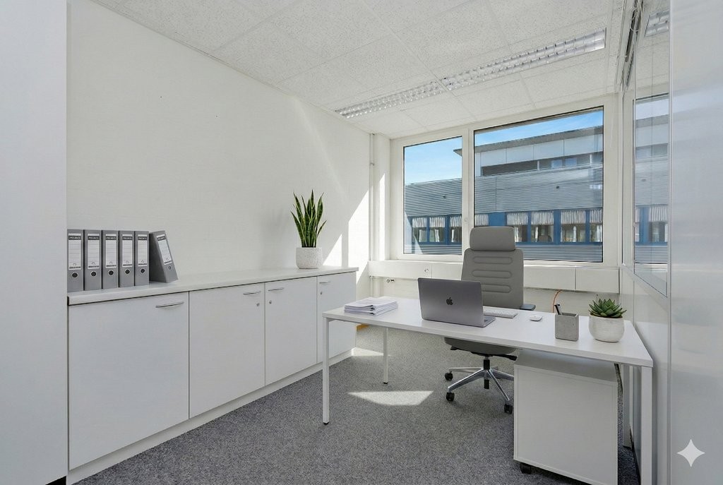 120m² office