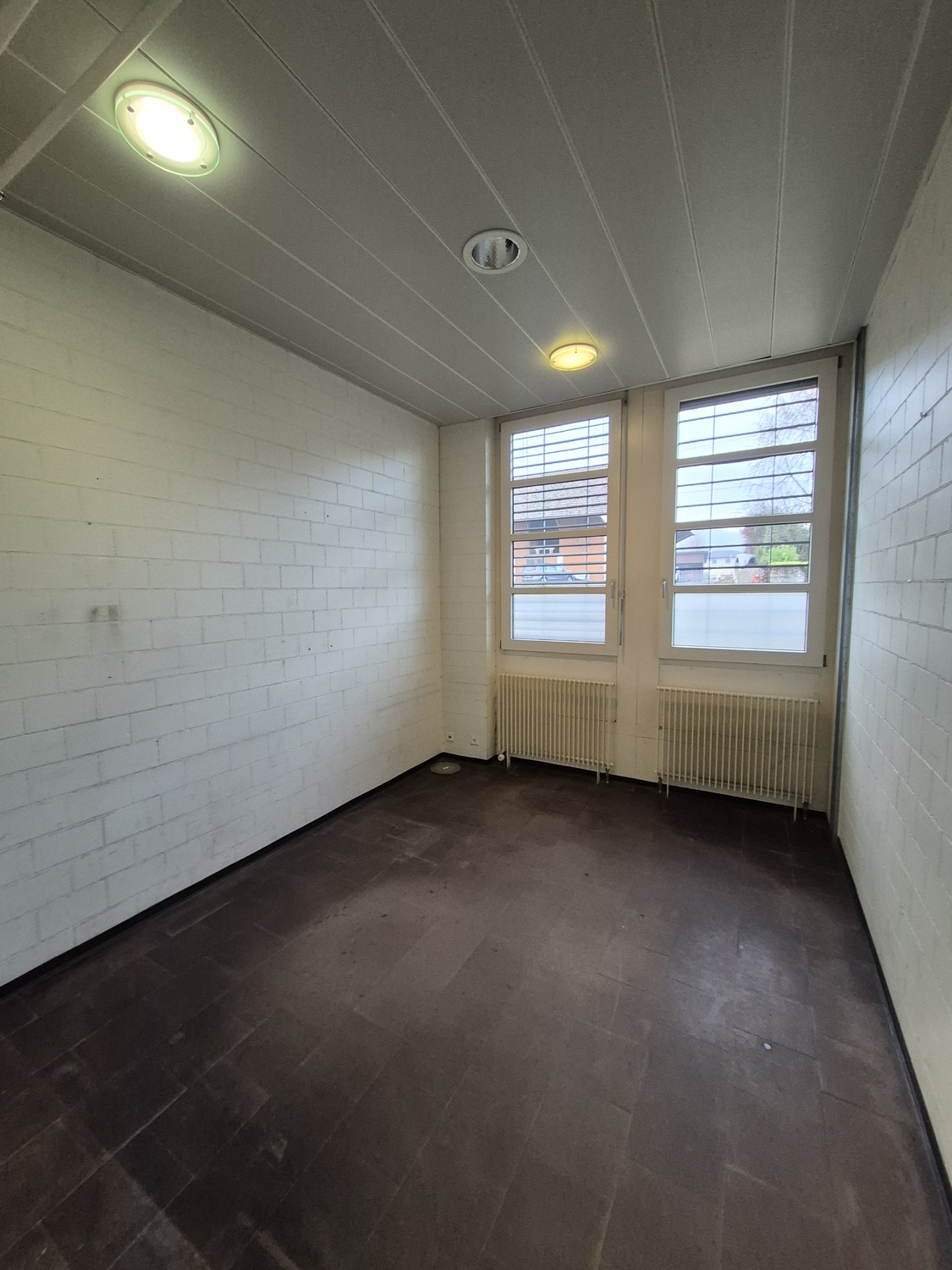 Negozio di 390m²