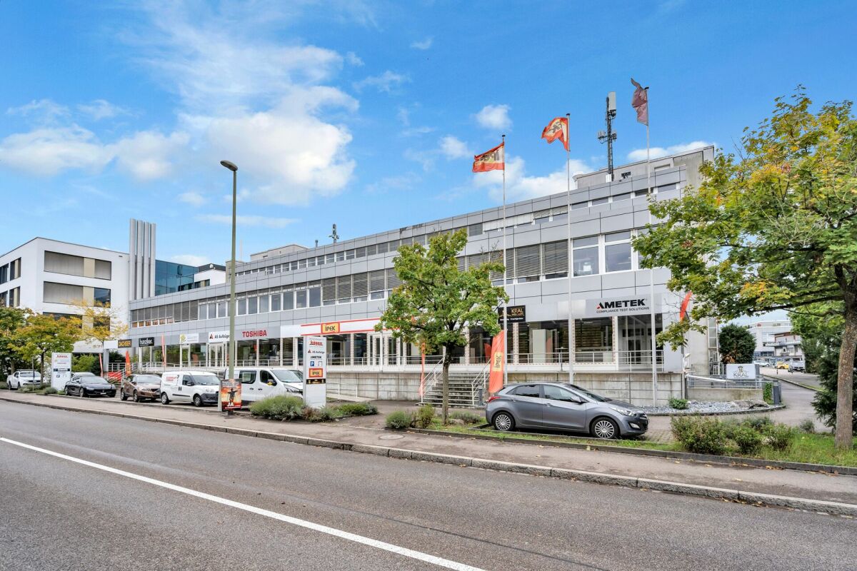 458m² commercial