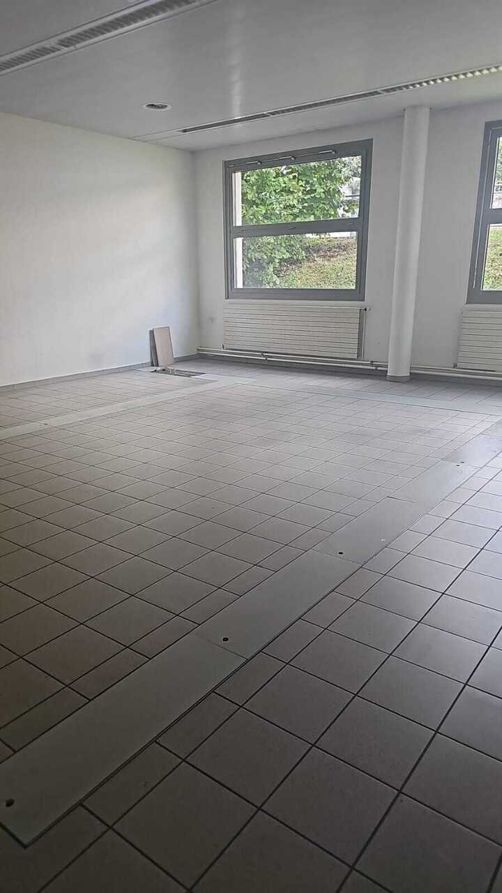140m² atelier