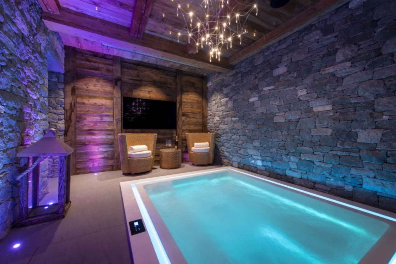 10 rooms chalet