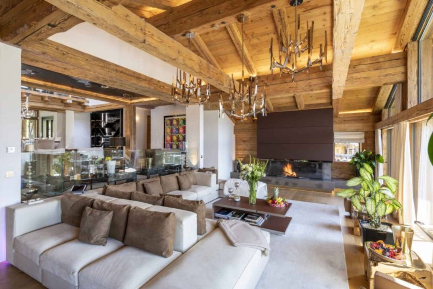 10 rooms chalet
