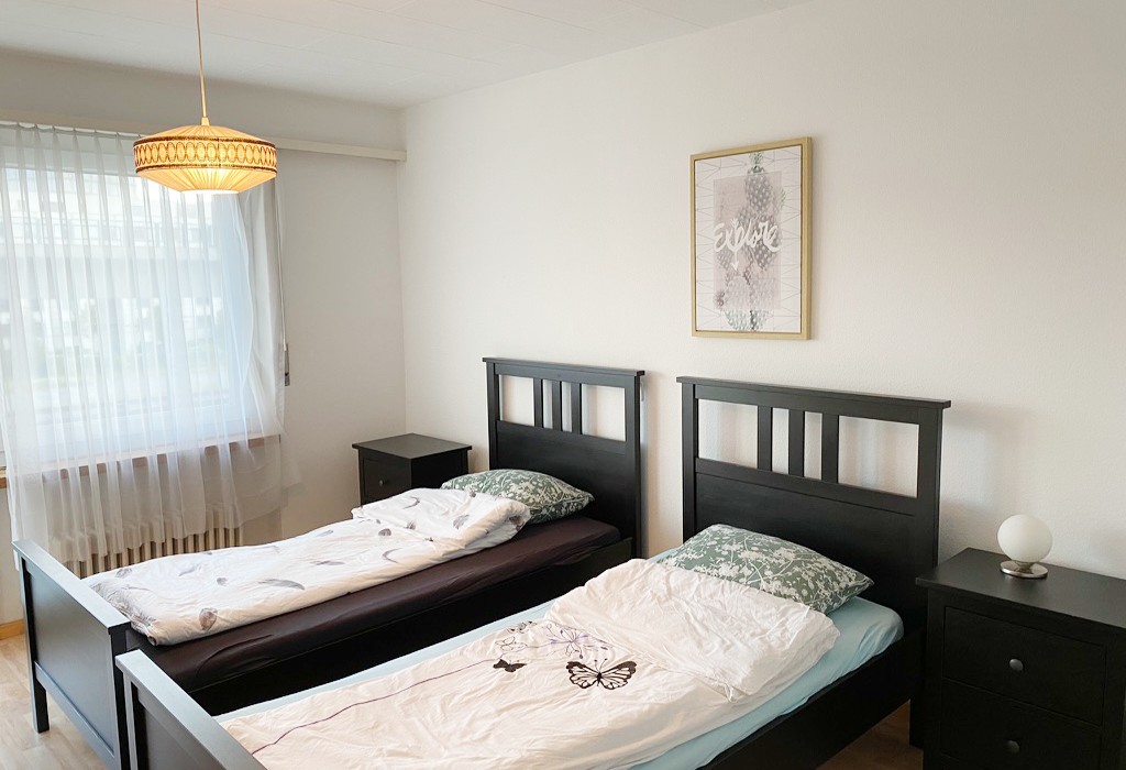 Möblierte 3 ½ Zimmer Wohnung