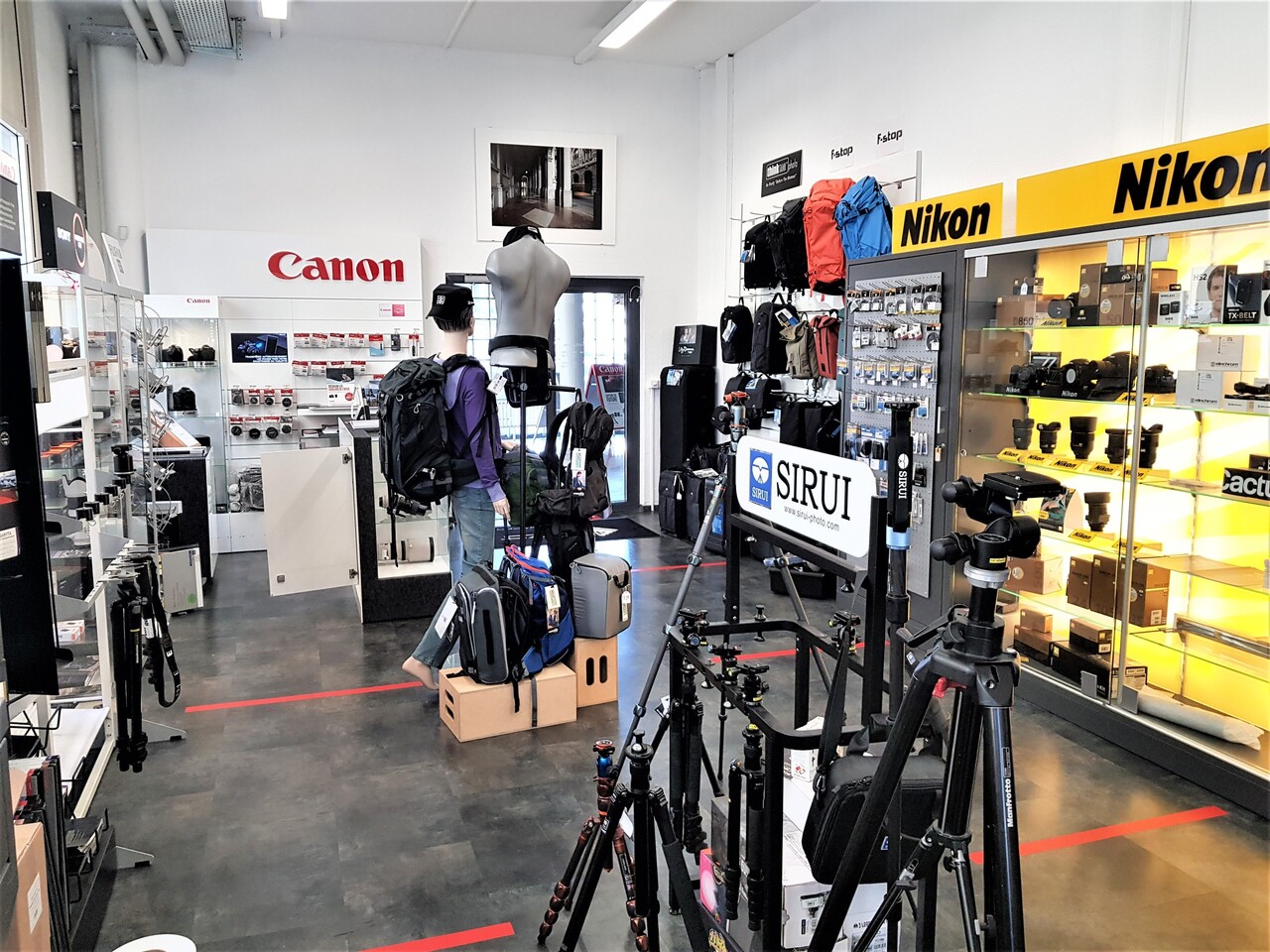 240m² commercial